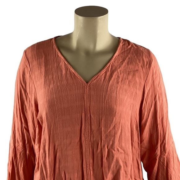 Torrid Textured Woven Tie-Front Top Size 4X Crabapple - Picture 2 of 7